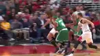 Assist Rajon Rondo pada Jimmy Butler dari Boston Celtics masuk dalam 10 assist terbaik putaran pertama playoff NBA musim 2017.
