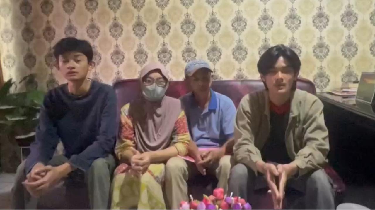 Aksi dua remaja kakak-beradik yang berniat menjual ginjal demi membebaskan ibu mereka yang ditahan