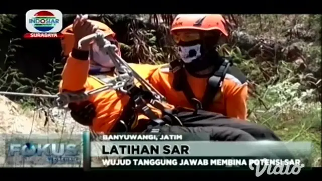 VIDEO: Basarnas Surabaya Gelar Latihan Bersama di Pantai dan Bukit Banyuwangi