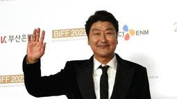 Song Kang Ho dalam Busan International Film Festival.  (Foto: AP Photo/Ahn Young-joon)