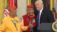 Gara-Gara 'Pocahontas', Donald Trump Dituduh Rasis