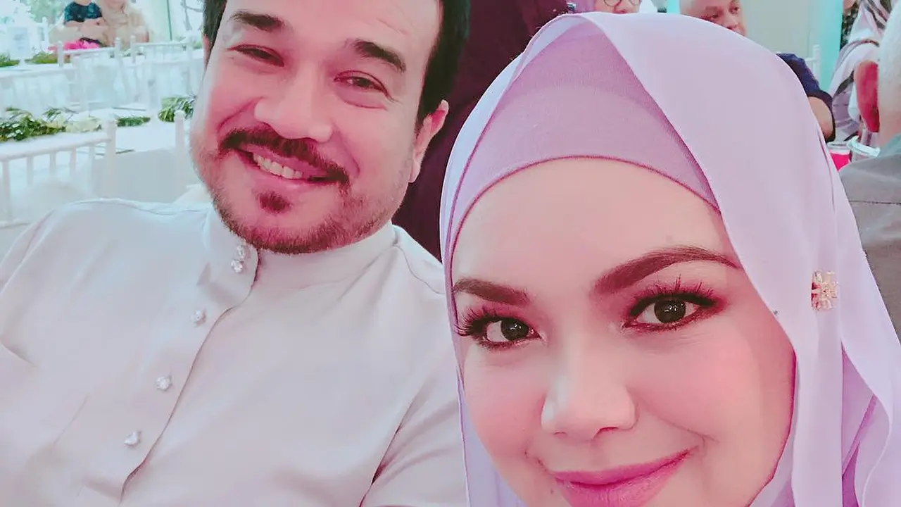 [Bintang] Siti Nurhaliza