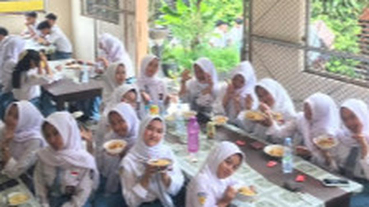 Timnas U-17 Lolos ke Piala Dunia, Evandra Florasta Traktir Teman Sekelas Jajan Mi tapi Tak Ikut Makan