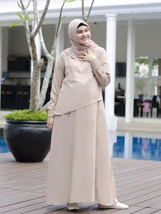 (Instagram/zeezeeshahab)