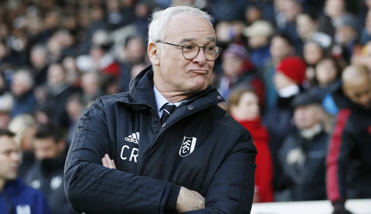 1. Claudio Ranieri – Pria Italia ini sempat jadi buah bibir saat berhasil membawa Leicester menjuarai Premier League untuk pertama kalinya. Namun dibalik kesuksesannnya itu, Ia juga merupakan pelatih yang paling sering dipecat yaitu delapan kali. (AFP/Ian Kington)