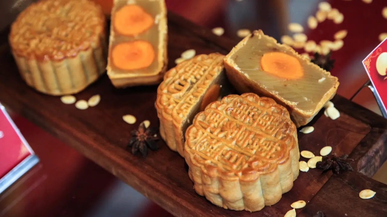 Festival Musim Gugur Dirayakan dengan Kue Bulan Ekslusif