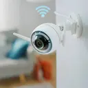 Pergi Tenang Tanpa Waswas, Ini Tips Memilih CCTV WiFi untuk Pantau Rumah