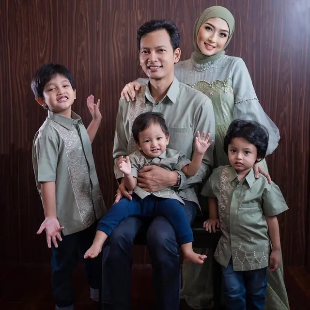 Fedi Nuril dan Vanny Widyasasti (Instagram/fedinuril)