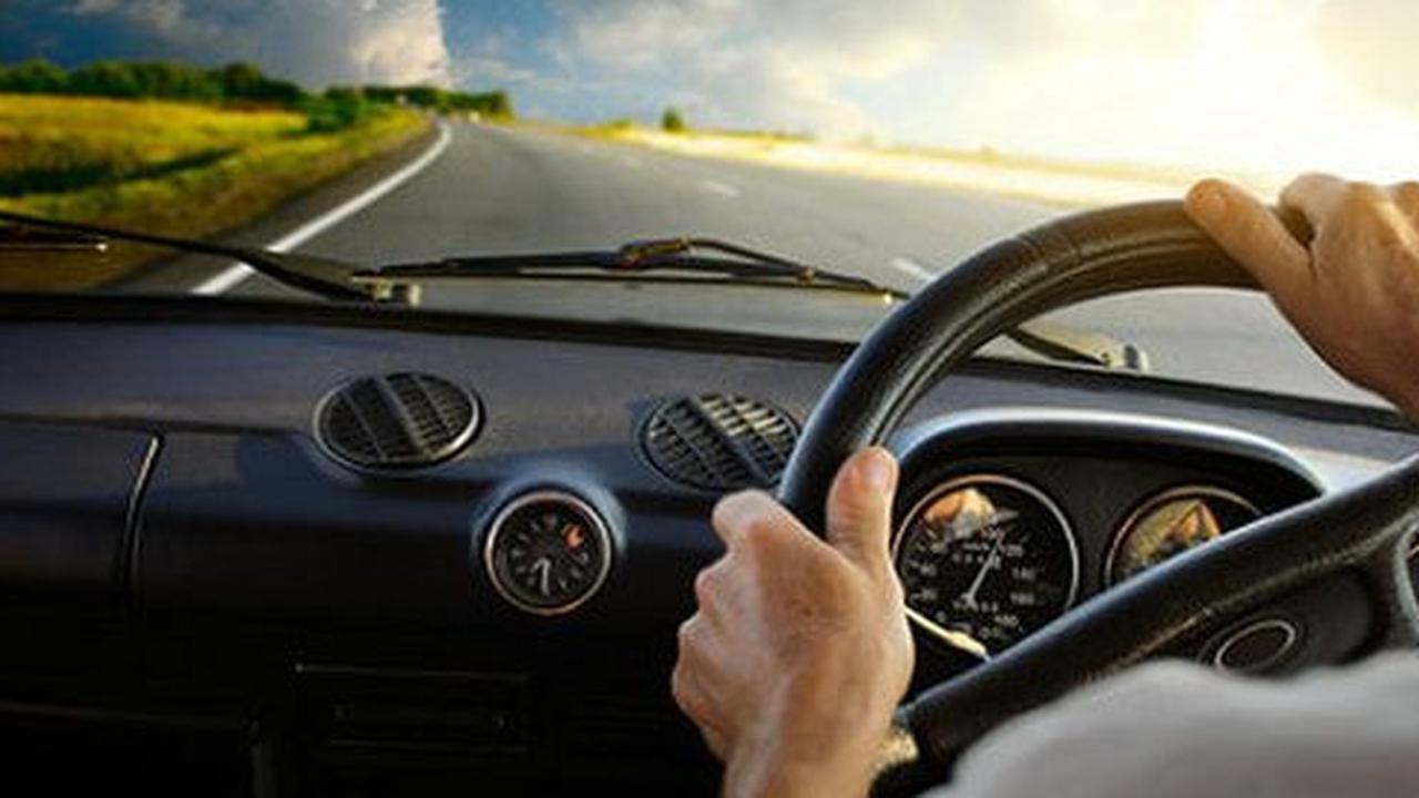Mengatasi Lane Hogger di Jalan Raya dengan Strategi Aman dan Tepat
