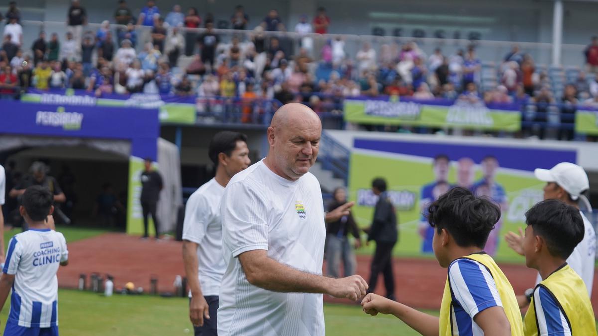 Persija Jakarta vs Persib Bandung: Bojan Hodak Ingin Pertegas Dominasi dan Rekor Pangeran Biru