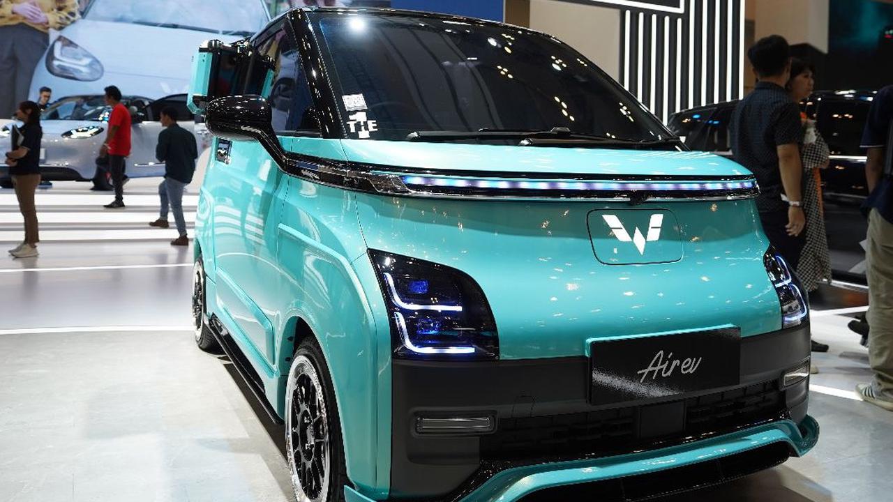Apakah benar bahwa pemilik mobil konvensional tidak memiliki pengetahuan sama sekali tentang mobil listrik?