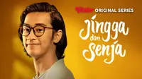 Abidzar Al Ghifari memerankan karakter ganda di Jingga dan Senja. (Dok. Vidio)