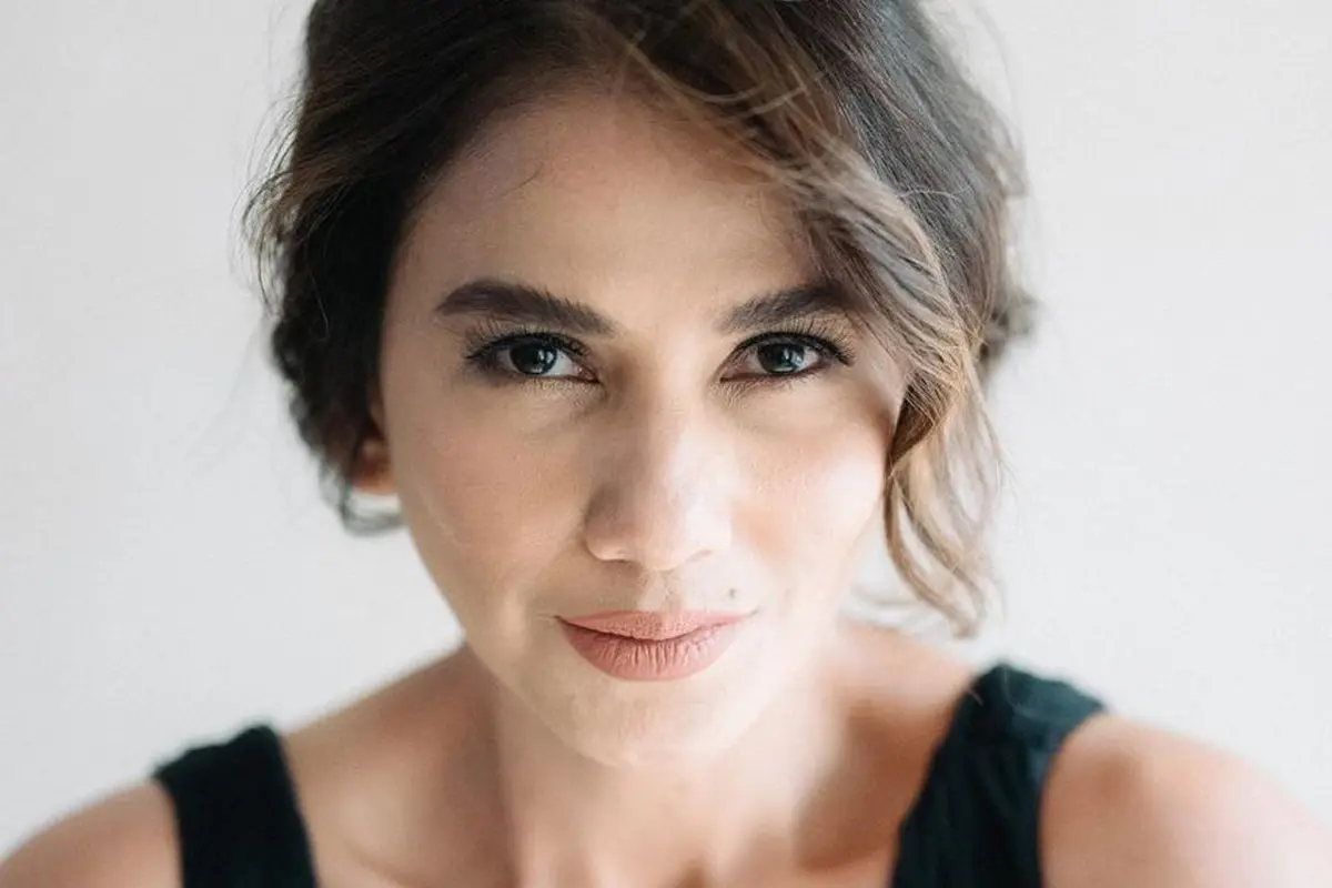 Potret Terbaru Nova Eliza di Usia 42 Tahun, Aura Seksinya Nggak Pernah Luntur