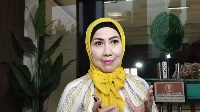 Venna Melinda di Pengadilan Agama Jakarta Selatan, Selasa (19/11/2024). (Liputan6.com/M Altaf Jauhar)