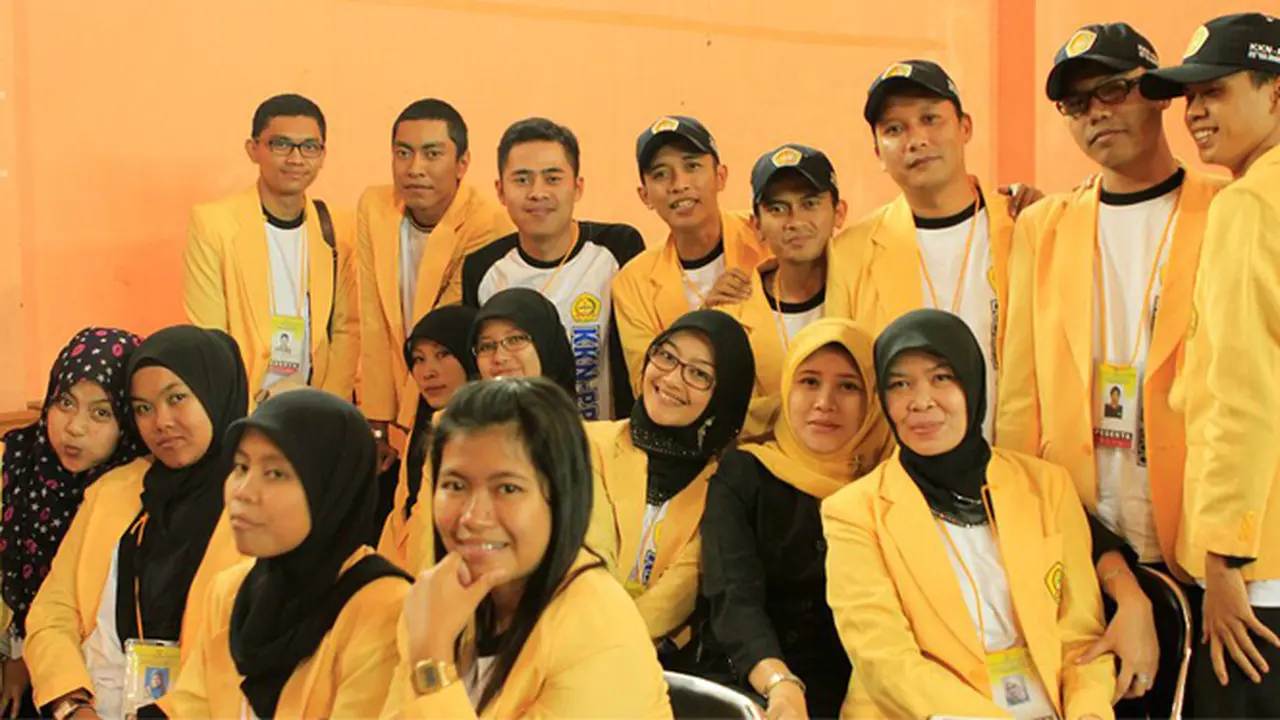 STIE Yasa Anggana Garut Bantu Masyarakat via KKN