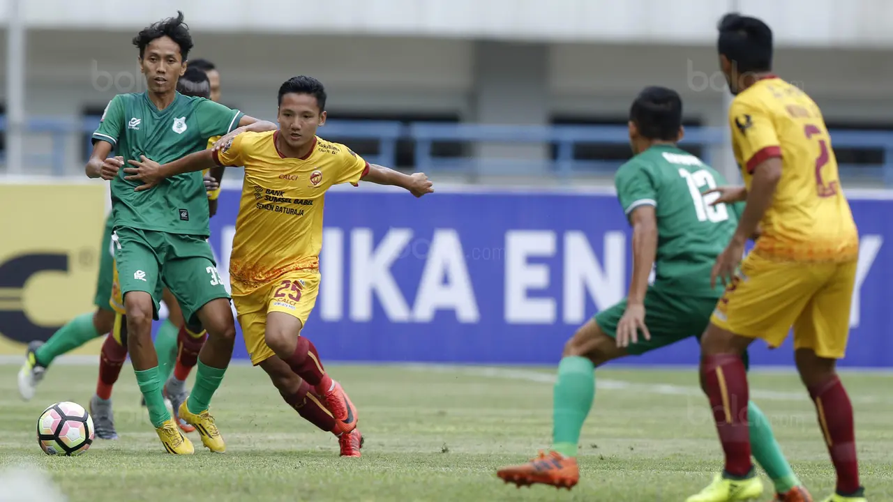 Gelandang Sriwijaya FC, Syahrian Abimanyu
