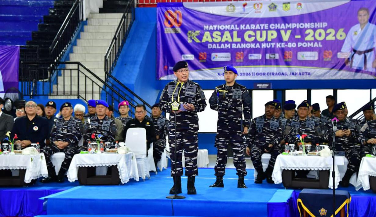 Wakil Kepala Staf Angkatan Laut (Wakasal) Laksdya TNI Edwin, S.H., M.Han., M.H., membuka Kejuaraan Nasional Karate KASAL CUP V 2026 di GOR Ciracas, Jakarta Timur yang berlangsung pada Sabtu (04/04/2026) hingga Minggu (05/04/2026). (dok. TNI AL)
