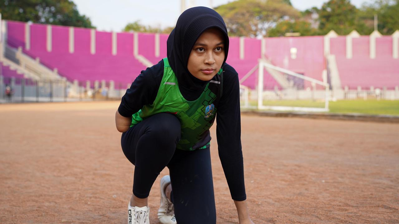Kisah Haru Eifie, Anak Tukang Kayu dan Atlet Disabilitas Kini Bisa Kuliah Gratis di UGM