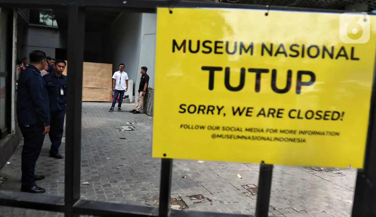Bakal ada proses pengembalian bagi masyarakat yang sudah membeli tiket masuk Museum Nasional seperti disampaikan Pelaksana Tugas (Plt.) Kepala Badan Layanan Umum Museum dan Cagar Budaya (BLU MCB) Ahmad Mahendra. (Liputan6.com/Angga Yuniar)