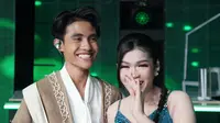 Momen Eby dan Zahra Tampil Kompak di Balik Layar, Tertawa dan Genggam Tangan