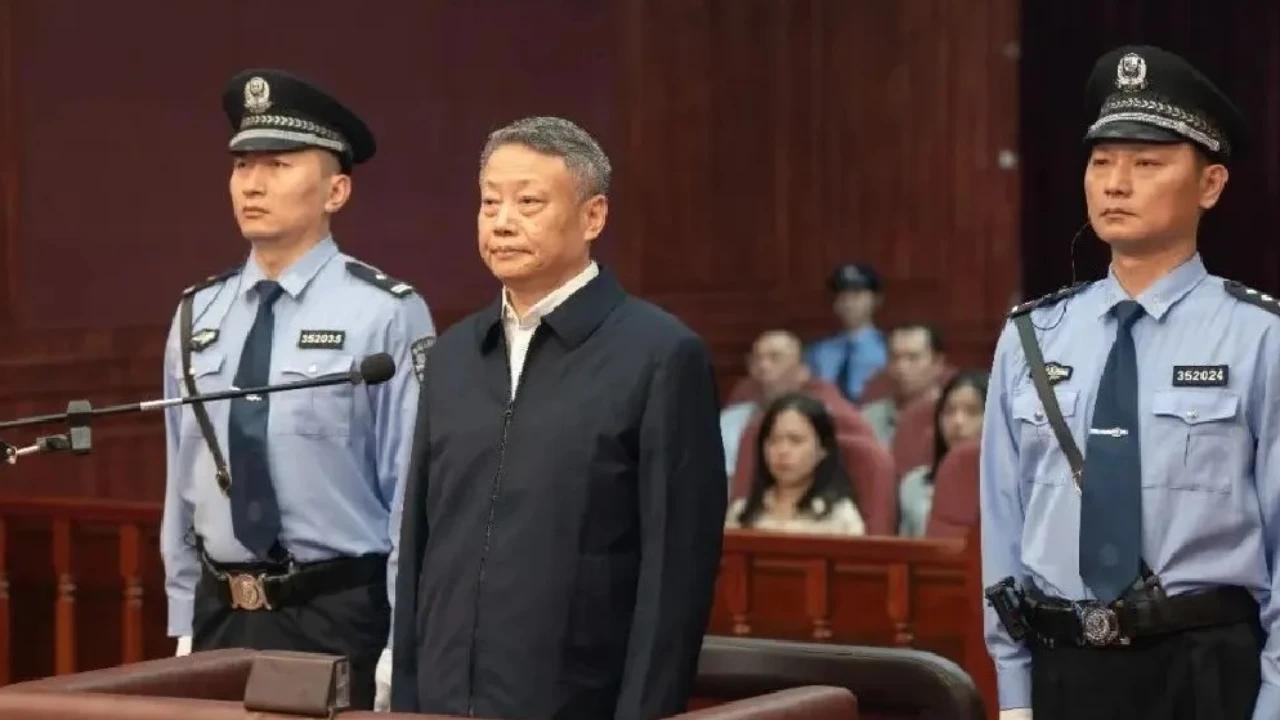 Terima Suap Rp330 Miliar, Mantan Menteri Kehakiman China Dipenjara Seumur Hidup