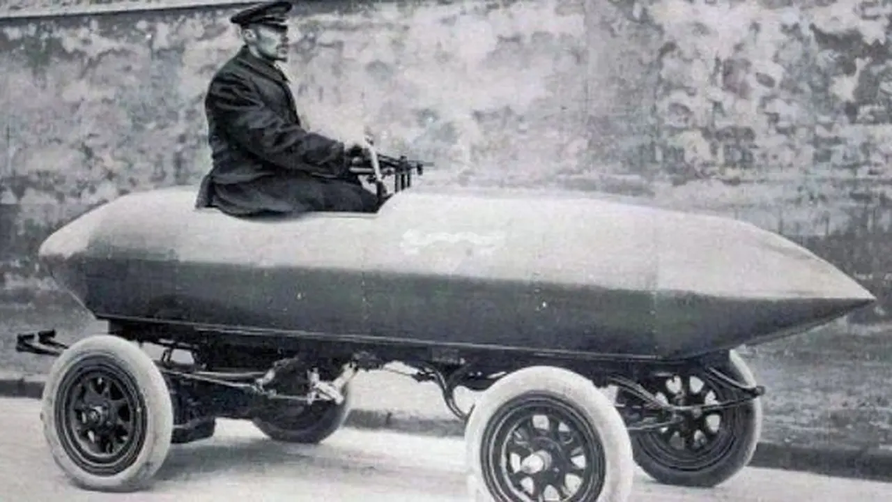 Mobil La Jamais Contente