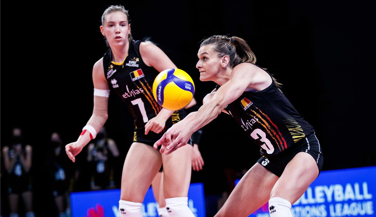 Liga Bola Voli Dunia alias Volleyball Nations League 2022 di kelompok putri telah menyelesaikan babak penyisihan grup dan telah memastikan 8 negara yang lolos ke perempatfinal yang akan digelar 13 dan 14 Juli 2022. Para pemain terbaik pun telah muncul di babak penyisihan grup, salah satunya adalah untuk kategori pencetak angka terbanyak atau top skor. Berikut daftar 6 top skor di babak penyisihan grup dengan koleksi poin di atas 200. (volleyballworld.com)