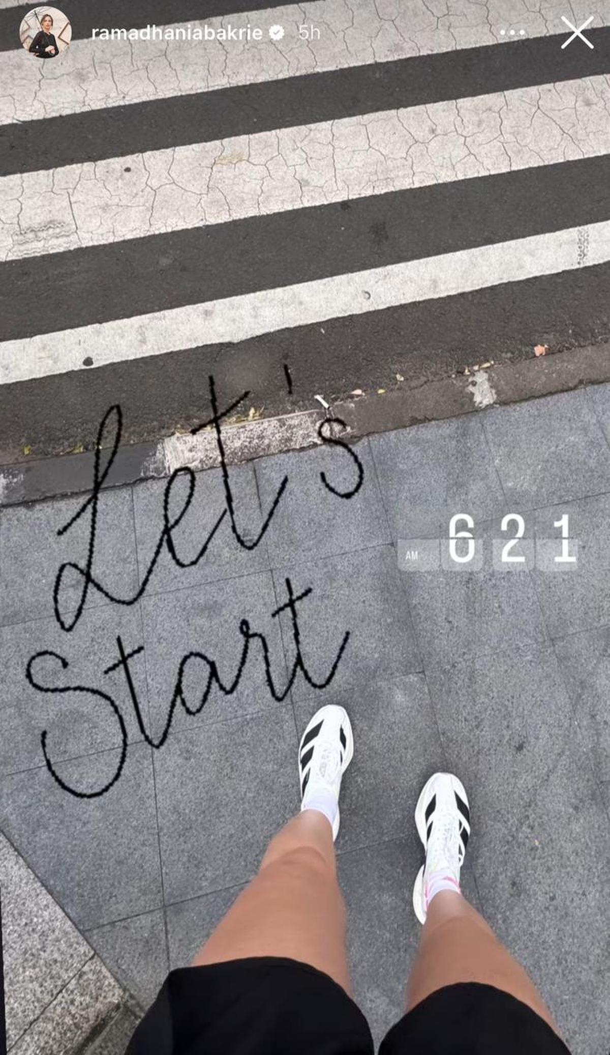 4 Potret Nia Ramadhani Jogging Pagi Tanpa Makeup, Tampil Natural dan Menawan