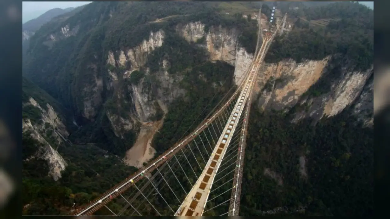 Zhangjiajie Grand Canyon