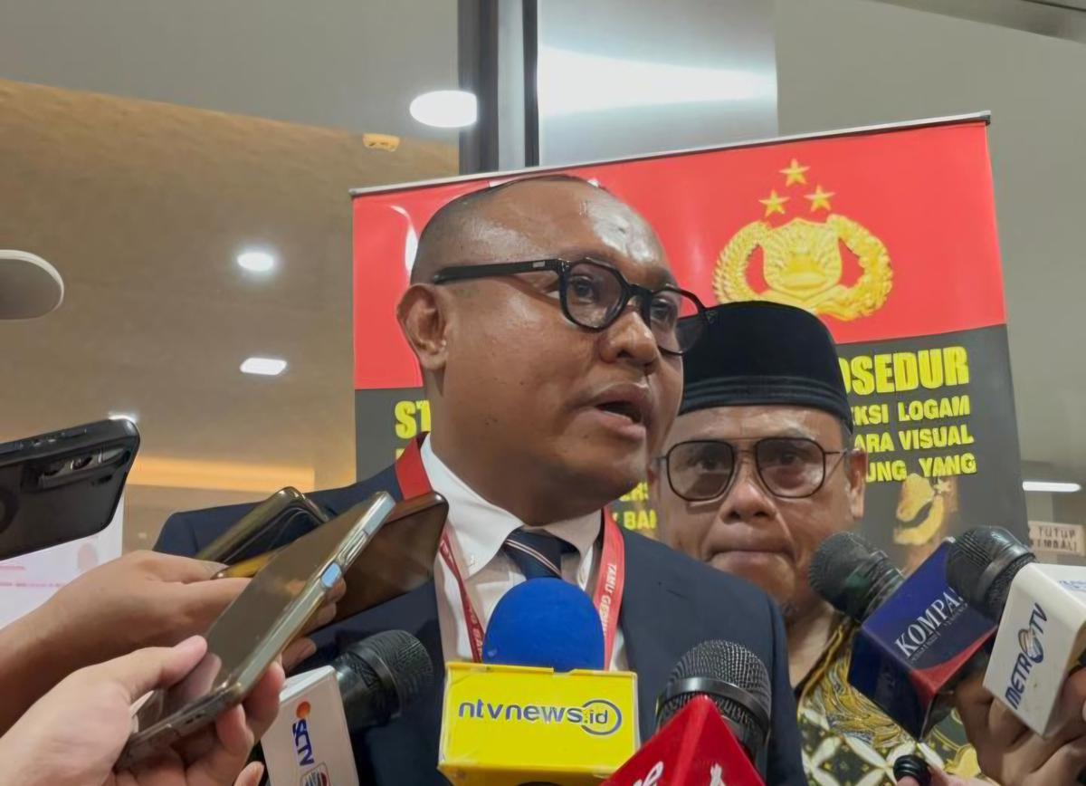 Kuasa hukum Wakil Presiden ke-10 dan ke-12 RI Jusuf Kalla (JK), Abdul Haji Talaohu, mendatangi Bareskrim Polri, Senin (6/4/2026)