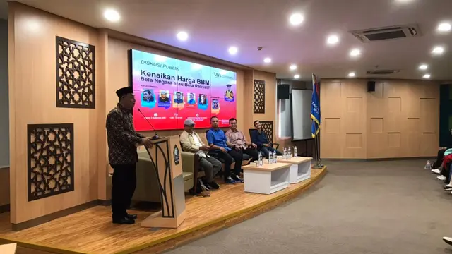 Diskusi Publik