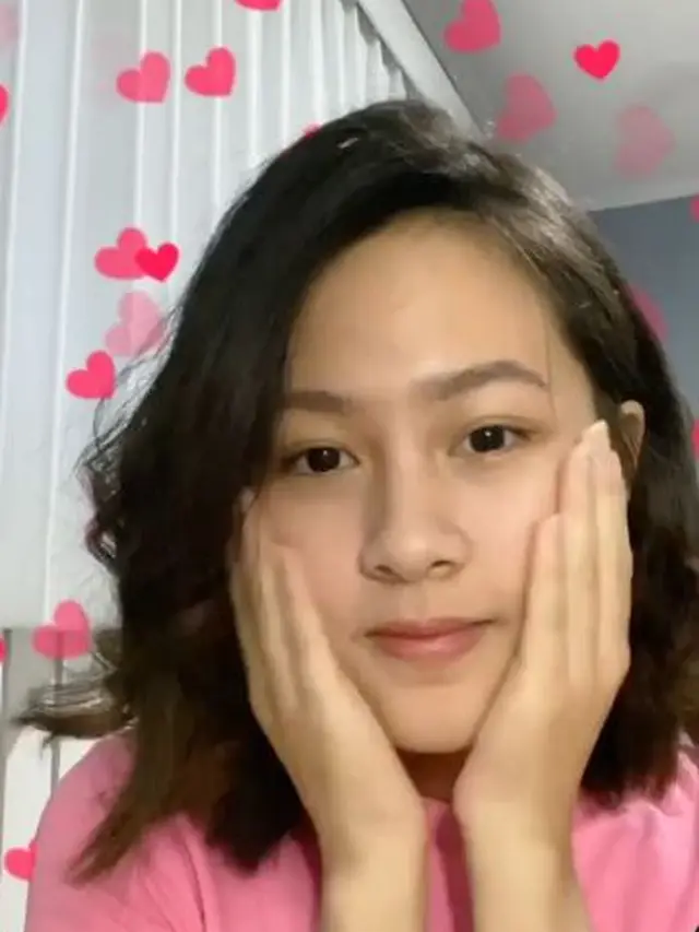 Unggah Foto Berjerawat, Ini 6 Potret Haysa Kyla Tanpa Makeup