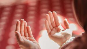 Sholawat Munfarijah (Foto: Pexels)