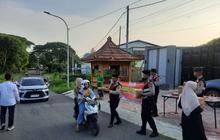 Polres Situbondo Gelar Patroli dan Bagikan Takjil, Perkuat Kedekatan dengan Warga