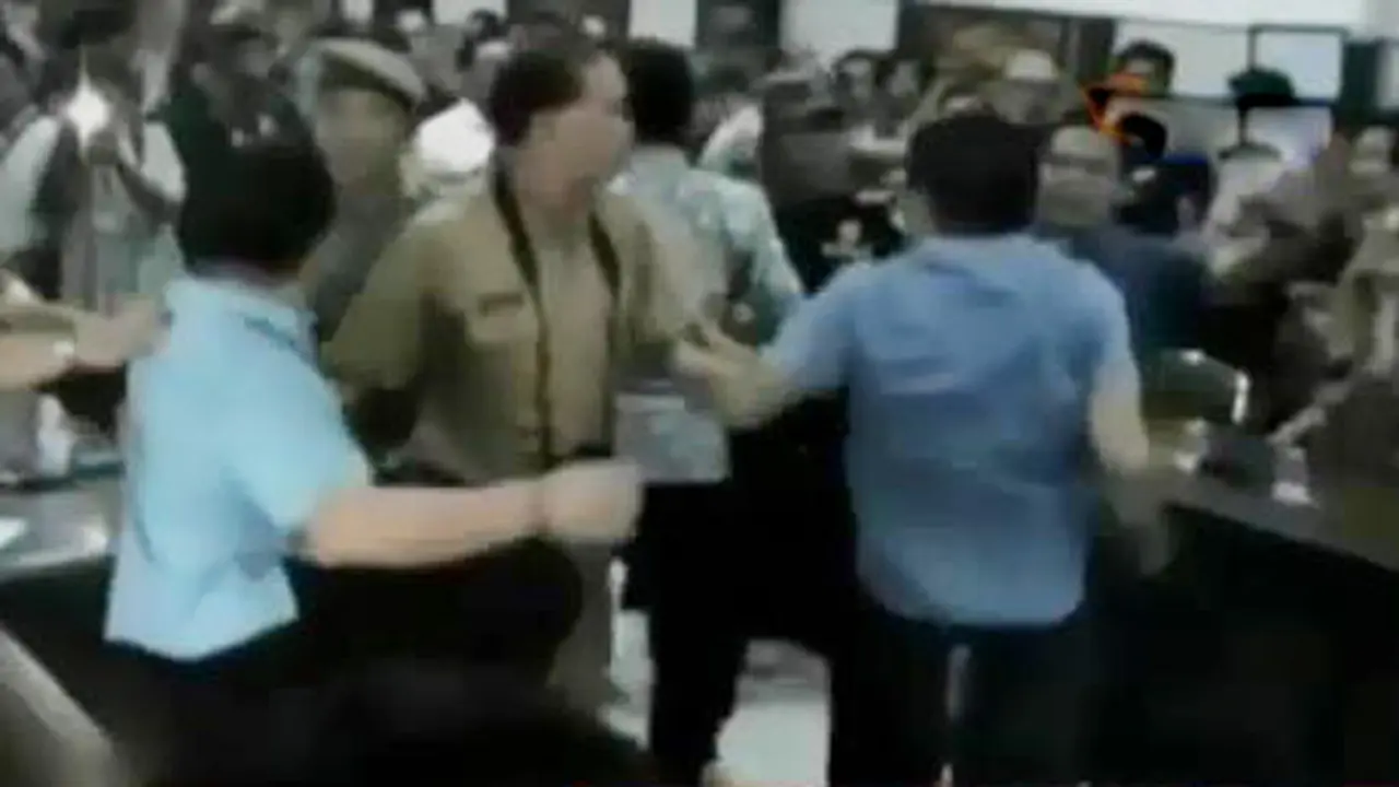 VIDEO: Dinilai Tidak Mampu Atasi Penambangan Ilegal, DPRD Marah