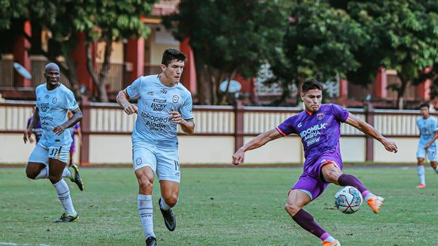 Rans Nusantara Vs Persita