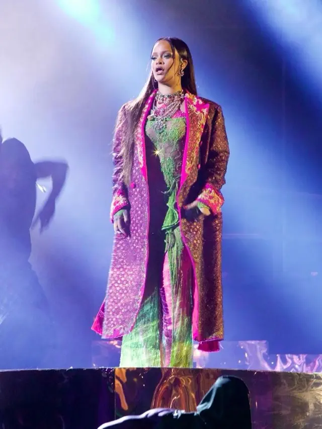 6 Deretan Gaya Penyanyi Top Dunia Tampil di Pesta Prewedding Anak Crazy Rich India Anant Ambani, dari Rihanna hingga Justin Bieber