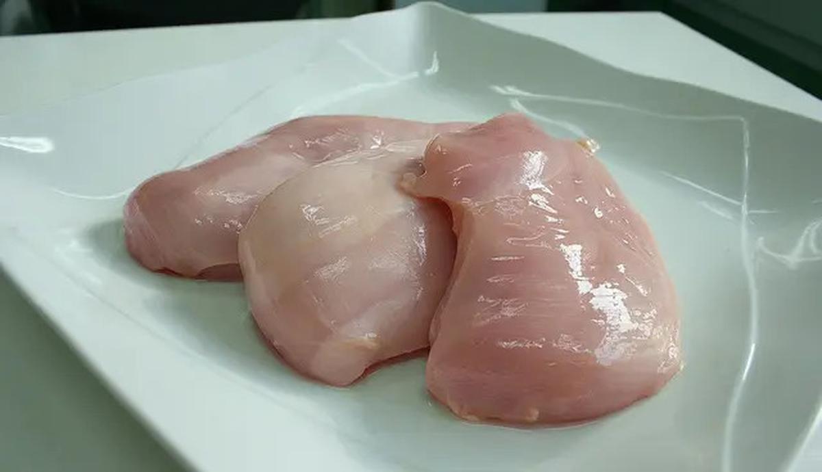 Resep Ayam Suwir Rica-Rica Kemangi yang Sanggup Jadi Penghabis Nasi