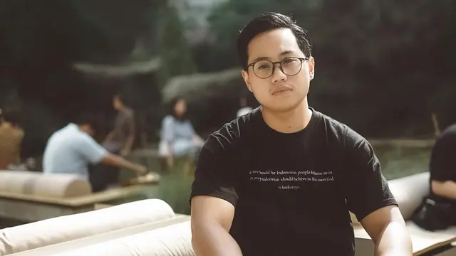 6 Potret Rabbani Zaki, Mantan Aurel Hermansyah yang Kini Bikin Pangling