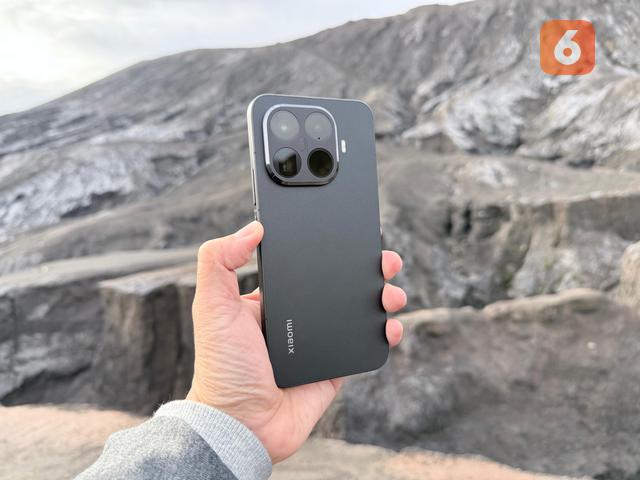 Pembeda di Tengah Persaingan