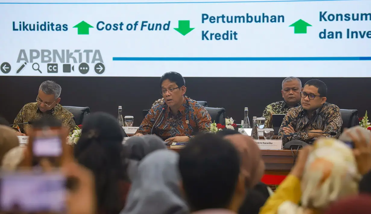 Untuk diketahui, konferensi pers APBN Kita ini secara bulanan yang rutin dilakukan Kementerian Keuangan (Kemenkeu). (merdeka.com/Arie Basuki)
