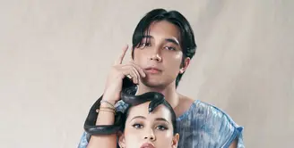 Pasangan aktor Sandrina Michelle dan Junior Roberts tunjukkan potret romantis dengan gaya eksotis [@sandrinna_11]