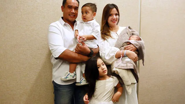 [Bintang] Nia Ramadhani dan Ardi Bakrie