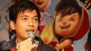 Rian d'Masiv saat acara launching lagu berjudul 'Di Bawah Langit yang Sama' di Jakarta, Jumat (5/2). Lagu tersebut menjadi OST film 'BoBoiBoy The Movie' serta akan dimuat dalam album kelima grup band d'Masiv. (Liputan6.com/Immanuel Antonius)