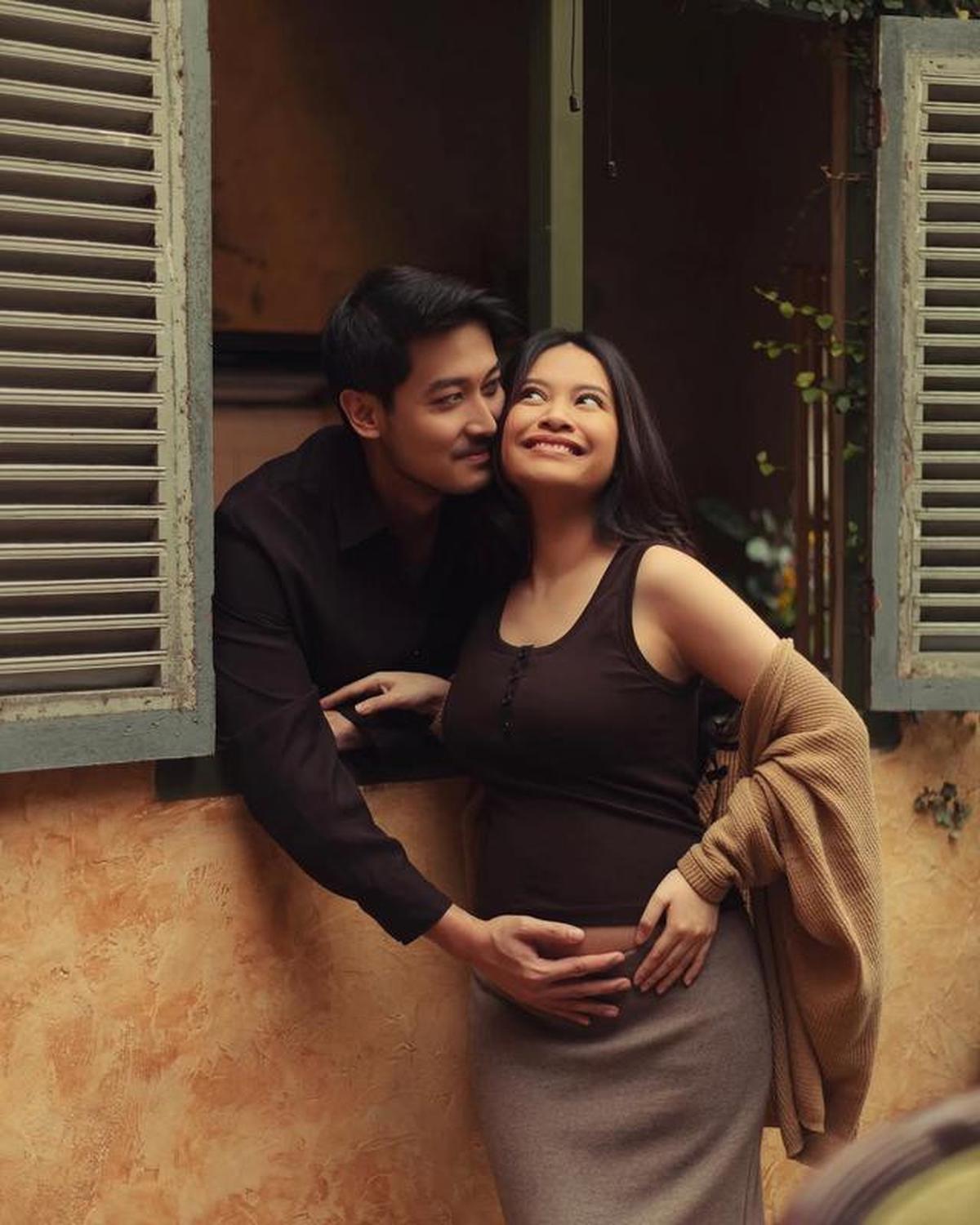 Hanggini Umumkan Kehamilan Pertama, Ini 6 Potret Maternity Pamer Baby Bump