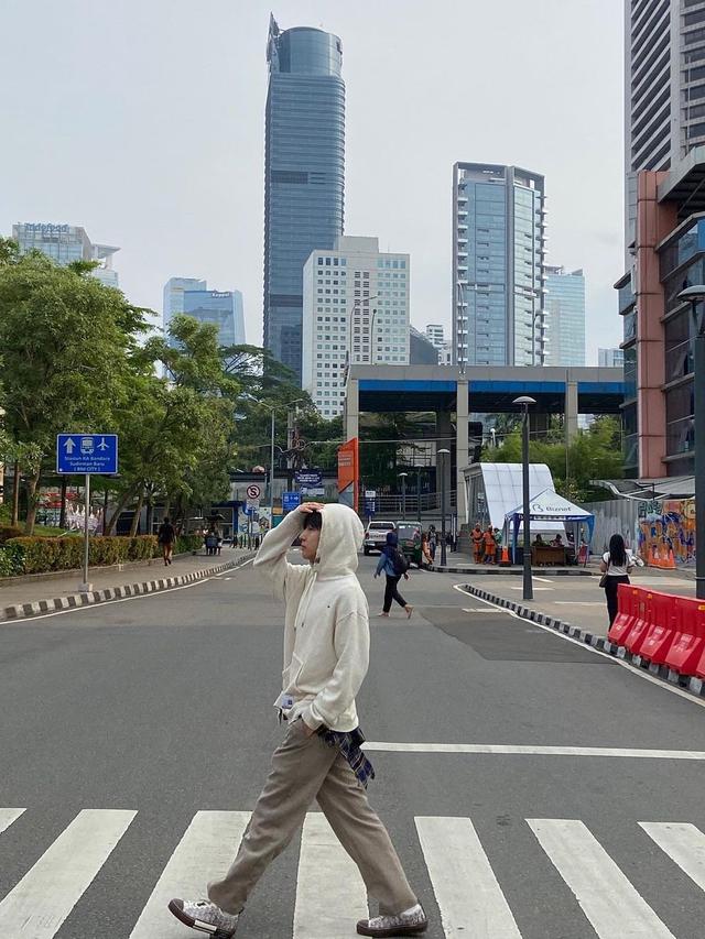 Renjun NCT Dream ikut Citayam Fashion Week (Foto: Instagram nct_dream)