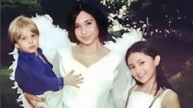 6 Potret lawas Marshanda di Sinetron Bidadari, Usia Belia Sudah Jadi Idola