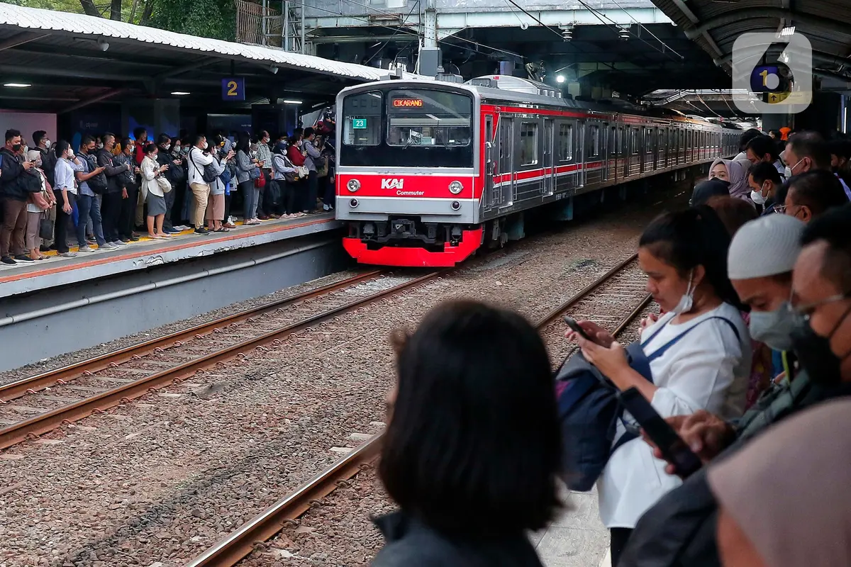 Kini Naik Trasportasi Umum Diperbolehkan Tidak Mengenakan Masker