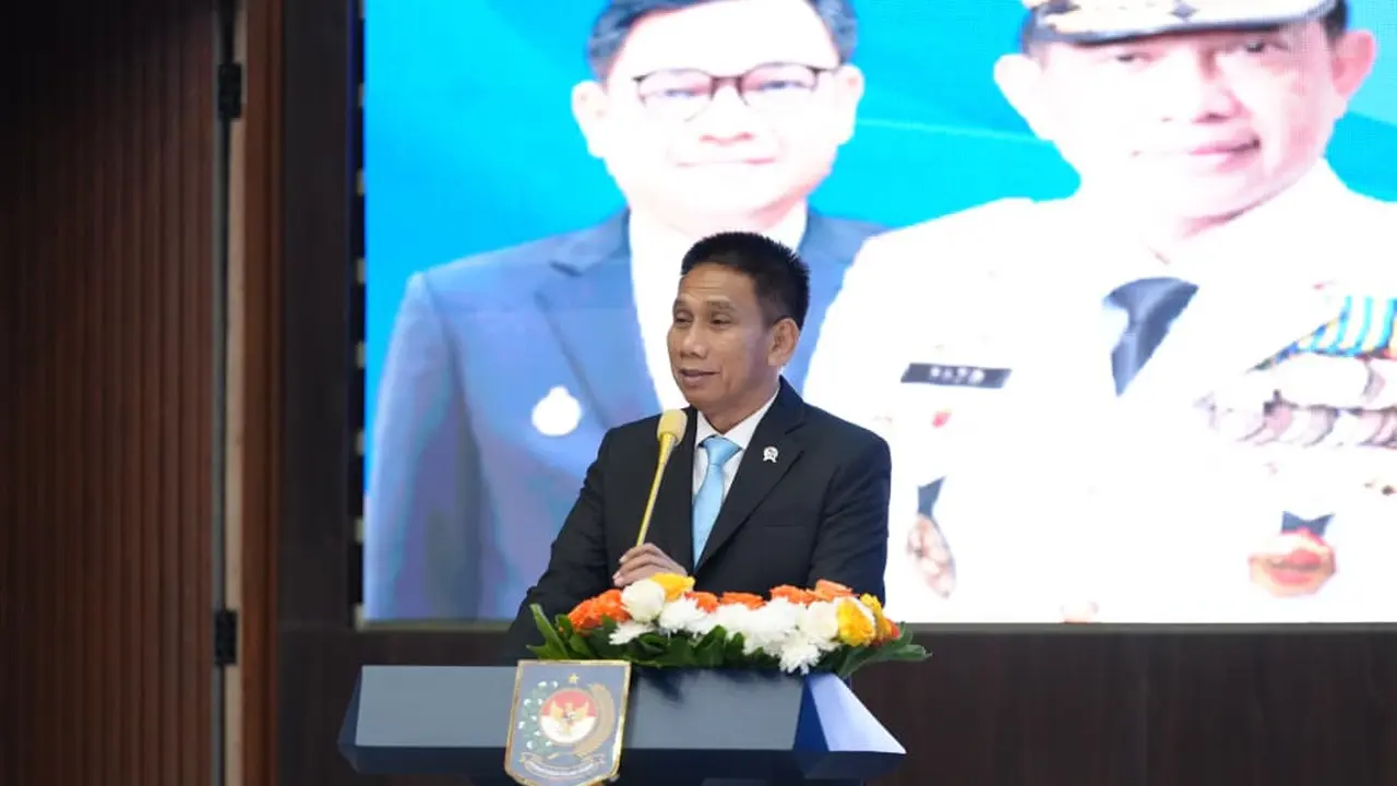 Wakil Menteri Dalam Negeri (Wamendagri) Akhmad Wiyagus saat membuka Kursus Pemantapan Pimpinan Daerah (KPPD) Angkatan IV Tahun 2026 di Gedung Sasana Bhakti Praja, Kantor Pusat Kemendagri. (Dok: Kemendagri)