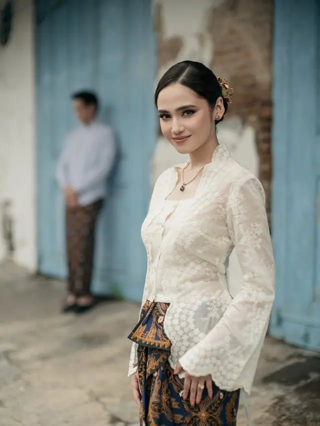 Detail Kebaya Syifa Hadju saat Prewedding (Instagram/@syifahadju)